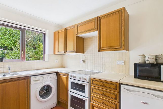 49, Penhaligon Court, Truro photo 3
