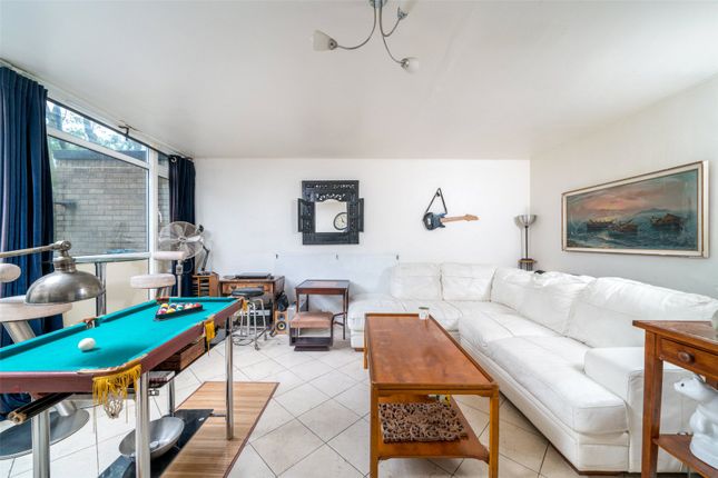 3-bed flat on Leff House, 2-12, Winchester Avenue, London, £475,000