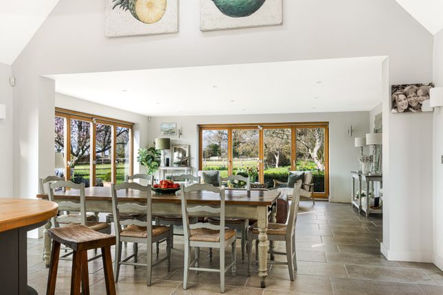 Breakfast Room