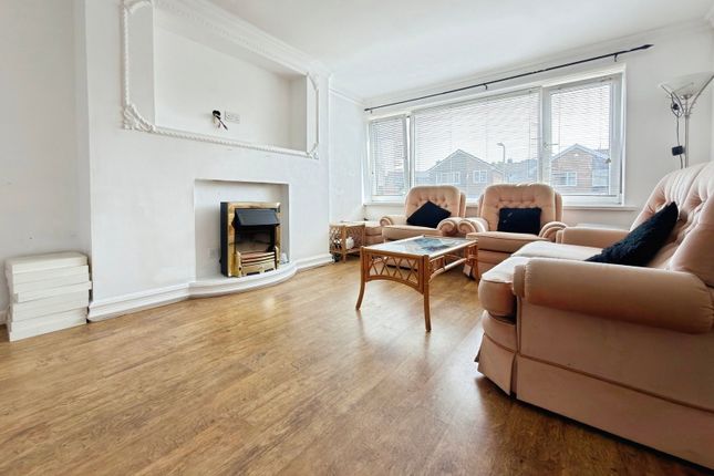 55, Rhodfa Fadog, Swansea photo 3