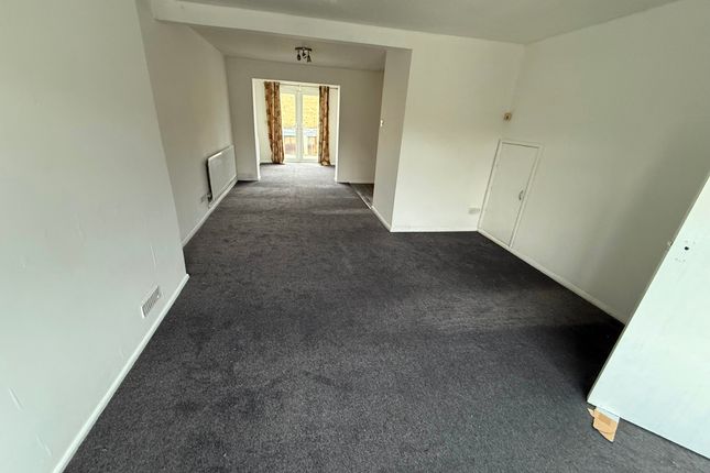 103 Sough Road, Alfreton photo 2