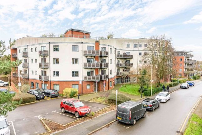 Flat for sale in Mayfield Road, Hersam, Walton-On-Thames