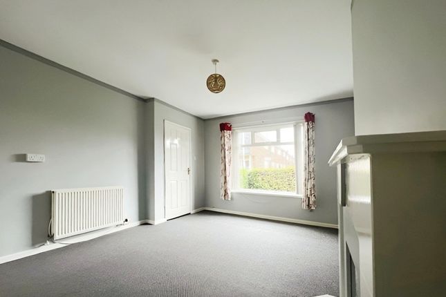 3, Thaxted Close, Hull photo 3