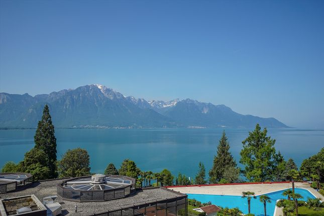 Thumbnail Apartment for sale in Montreux, Vaud, Switzerland