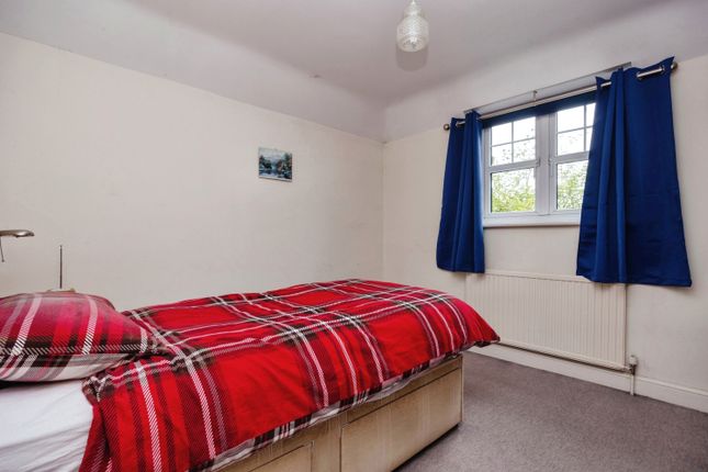 Flat 11,, Beaufield Gate, Haslemere photo 4