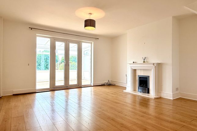 31, Vidgeon Avenue, Hoo, Rochester photo 3
