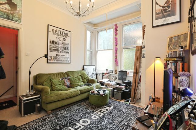 Flat 1, 35, Bigwood Avenue, East Sussex photo 2