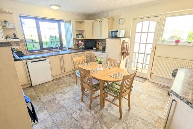 Preseli, Salem Road, Carmarthen photo 4
