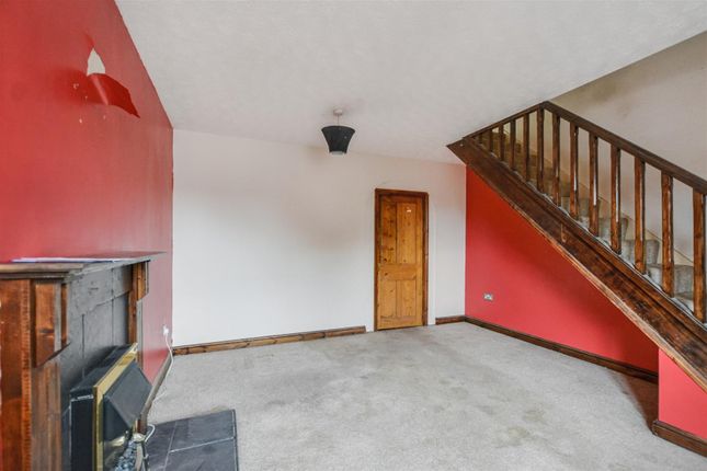 10, Andrews Drive, Derbyshire photo 4