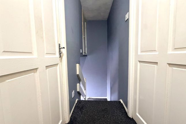 7 Bristol Close, Blackburn photo 5