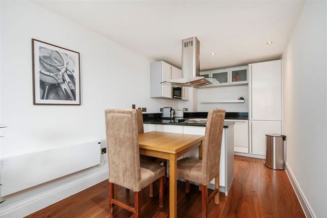 Flat 56, Visage Apartments, Winchester Road, London photo 4