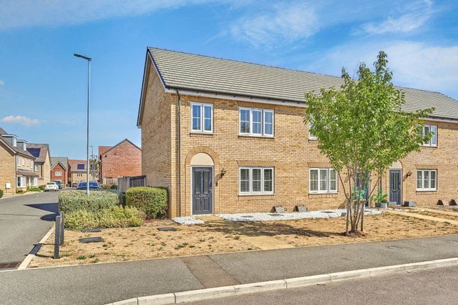 21, Rainbird Road, Bishop Stortford, Hertfordshire, CM23 2YD photo 2