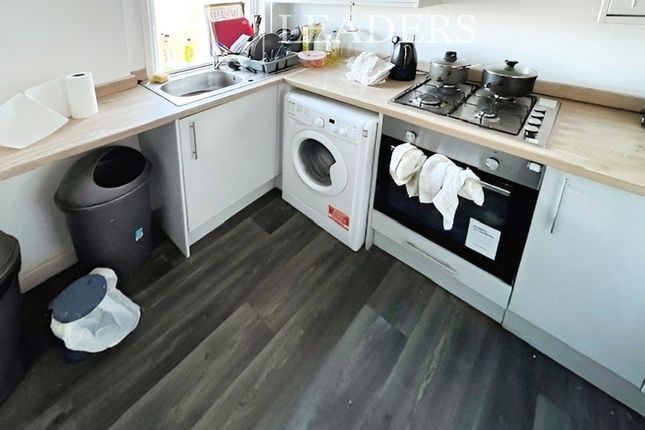 Room 3, 95, Redgrave Street, Greater Manchester photo 3