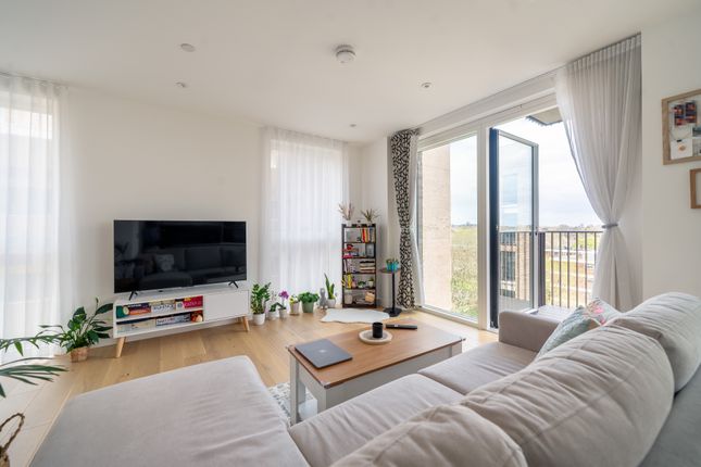 38 Broxburn House, Bathgate Place, Ealing photo 3