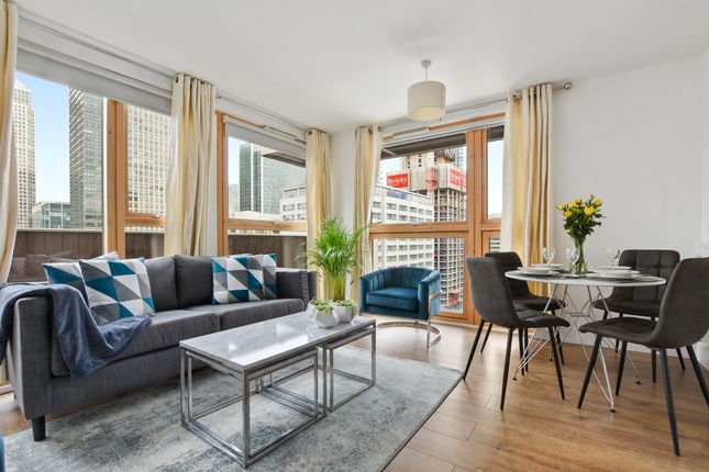 Flat to rent in Mastmaker Road, South Quay, Canary Wharf