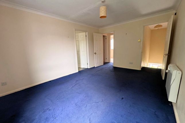 69, Alma Road, Bordon photo 3