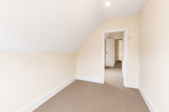 17B,, Station Road, Kent photo 4