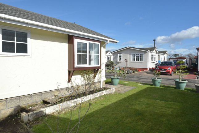 Mobile/park home for sale in Cuthill Brae, Willow Wood Residential Park, West Calder, West Lothian