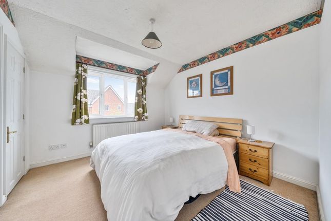 47 DEVERILLS WAY, Langley, Slough photo 4