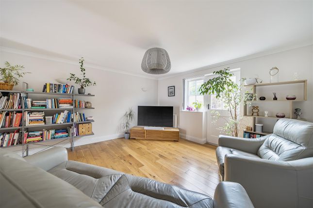 5 Kimberley Croft, Trevethan Rise, Falmouth photo 2