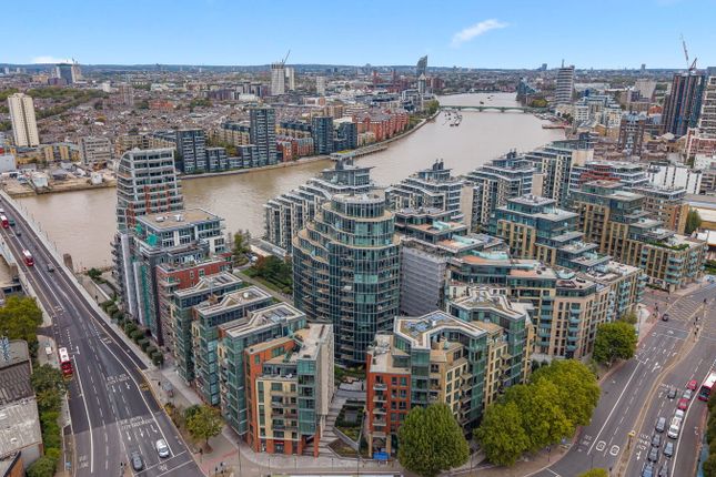Juniper Drive, London photo 4