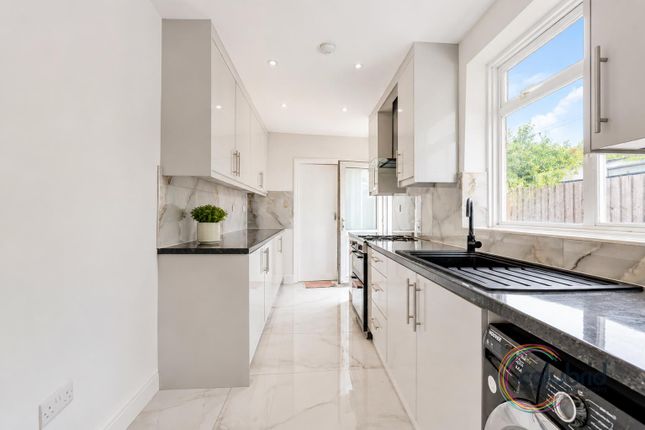 48, Roman Road, London photo 5