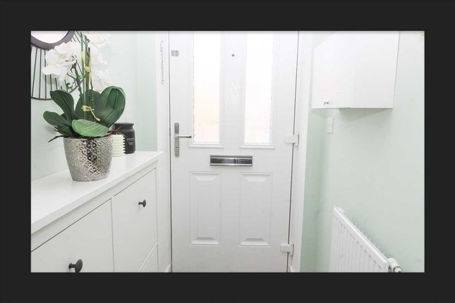 9, Woking Crescent, Cramlington photo 4