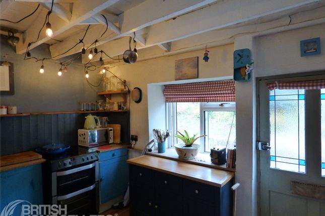 2 Thatchers Cottages,, Westleigh, Devon photo 3