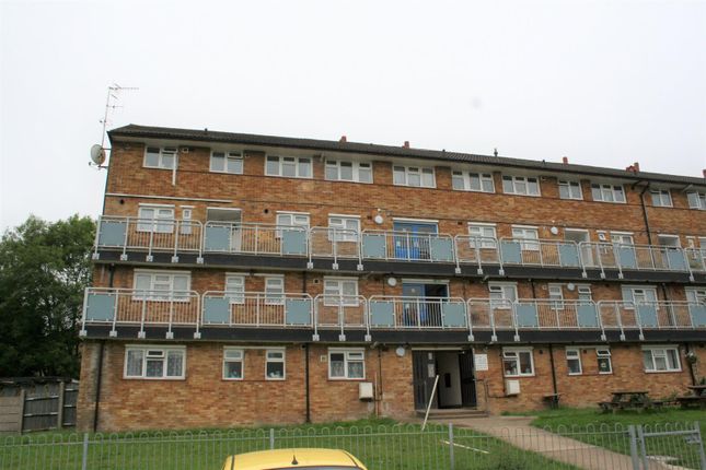 Thumbnail Flat to rent in Graham House, Timperley Gardens, Redhill