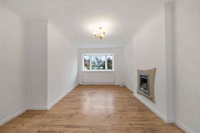32 Toothill Close, Wigan photo 2