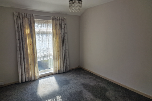 11, Webster Close, Thame photo 4