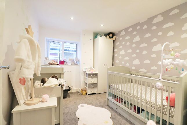 Colyton Close Welling Da16 4 Bedroom Semi Detached House For Sale Primelocation