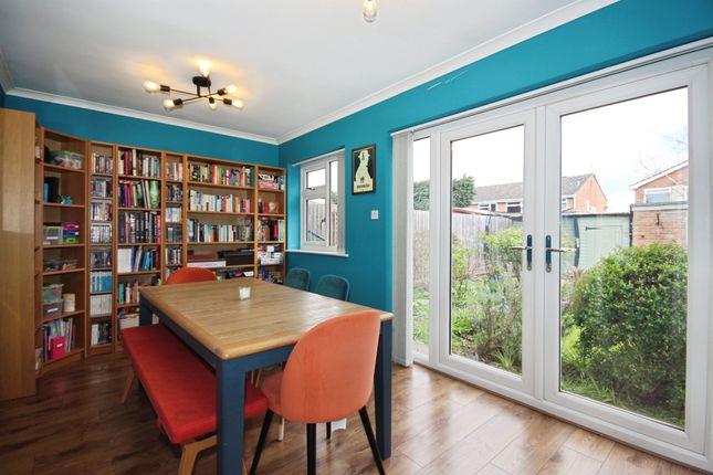 73, Mullard Drive, Leamington Spa photo 4
