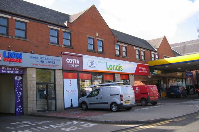 Leisure/hospitality to let in Front Street West, Bedlington