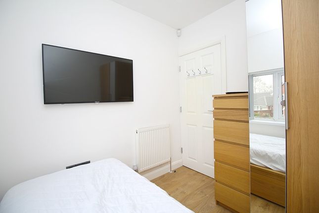 180, Room 2, Derby Road, Loughborough photo 2
