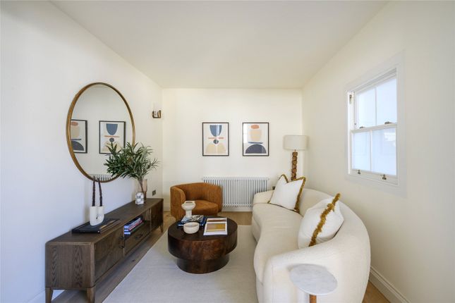 39, Munro Mews, London photo 2