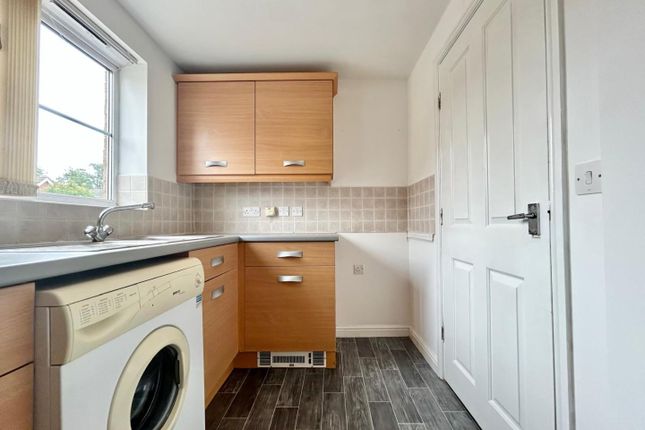 51, Pennyfields, Bolton Upon Dearne photo 4