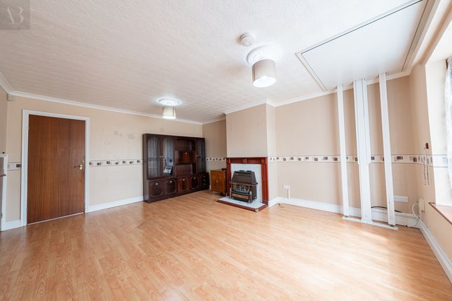 19 Ledbury Green, Leicester photo 4