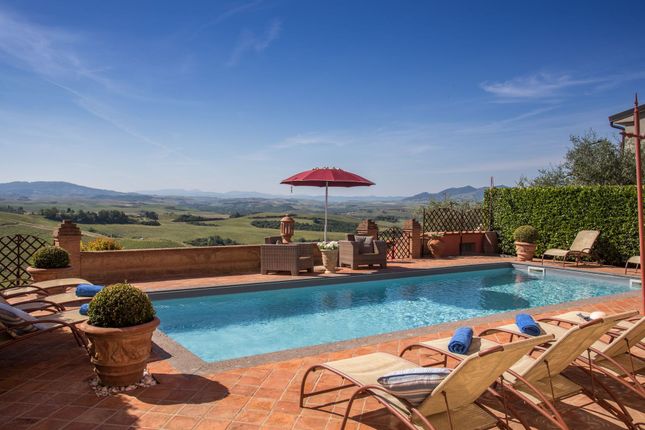 Villa for sale in Peccioli, Pisa, Tuscany, Italy