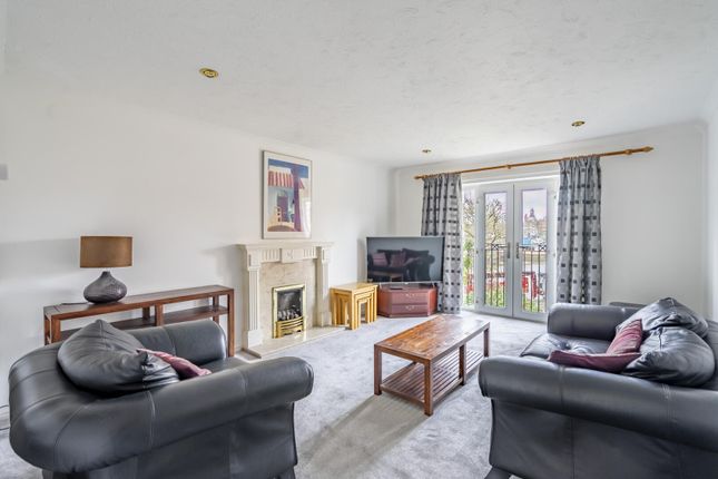 4, Browney Croft, York photo 2