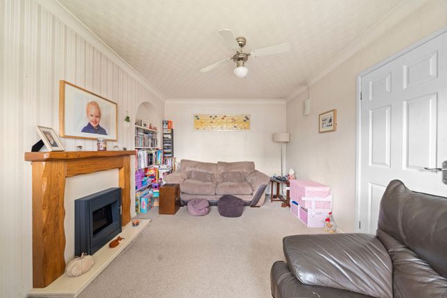 23 Girvan Crescent, Wigan photo 3