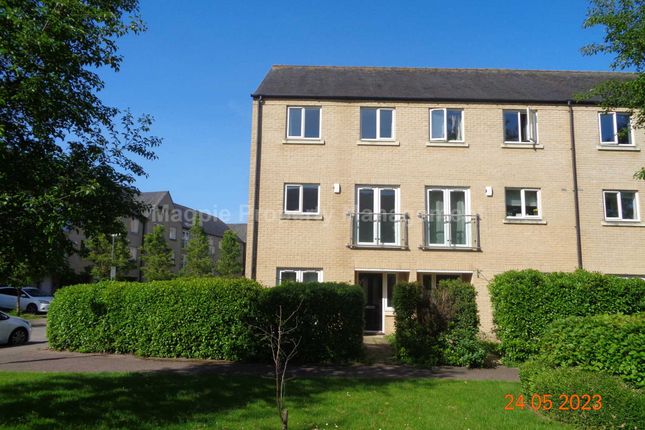 Thumbnail Town house to rent in Skipper Way, Little Paxton, St Neots