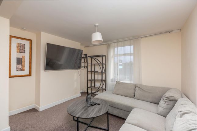 Pentregethin Road, Swansea photo 4