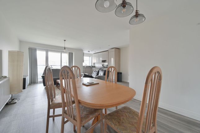Dome Mews, Watford photo 4