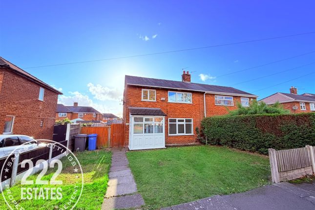 3-bed semi-detached on Poplars Avenue, Warrington, £1,100/mo