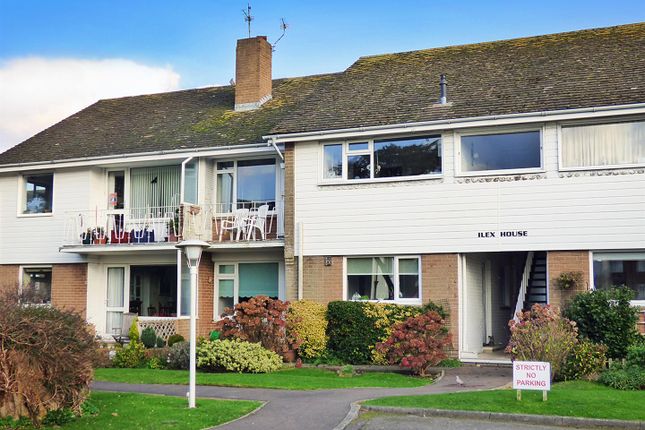Flat to rent in Cudlow Garden, Rustington, Littlehampton