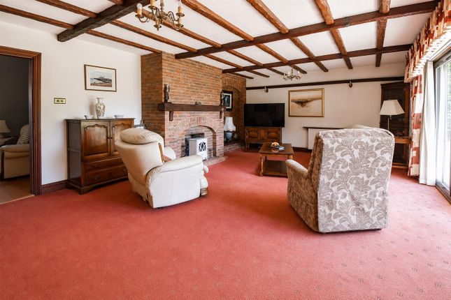 Blenheim, 276, Nine Ashes Road, Ingatestone photo 4