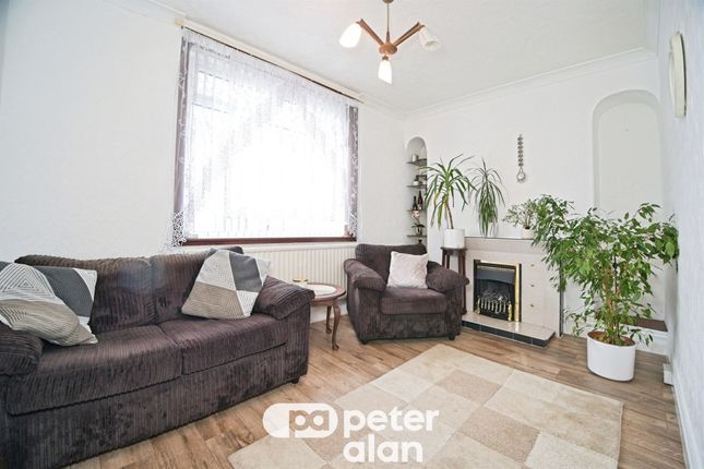 13a, Alfred Street, Maesteg photo 2