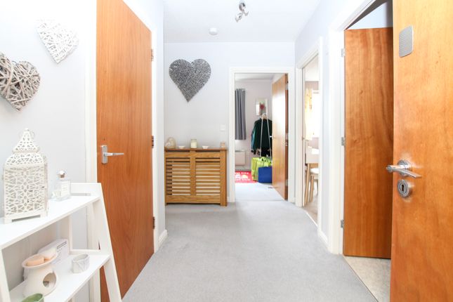 Flat for sale in Miles Close, Pill, Bristol