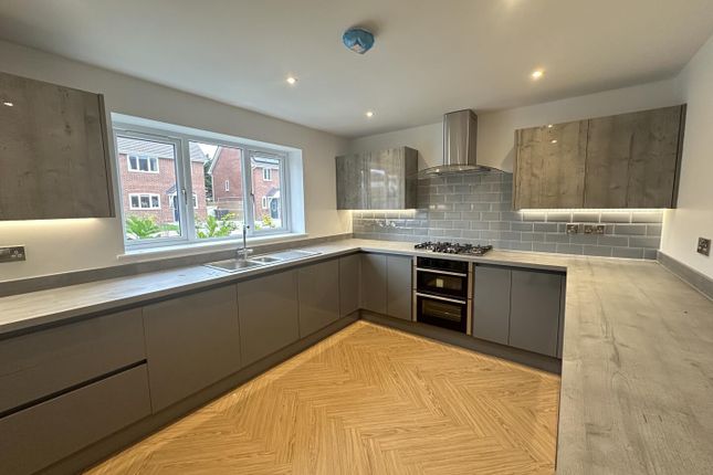 50, Marian Drive, Chester photo 2